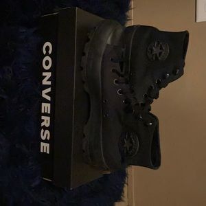 Women Converse Chuck Taylor All Star Lugged Platform Sneakers